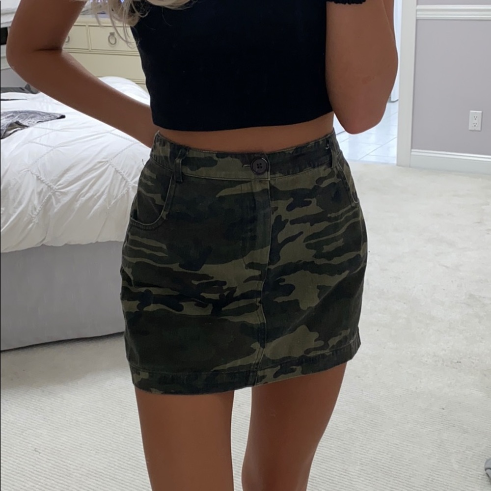 CAMO SKIRT